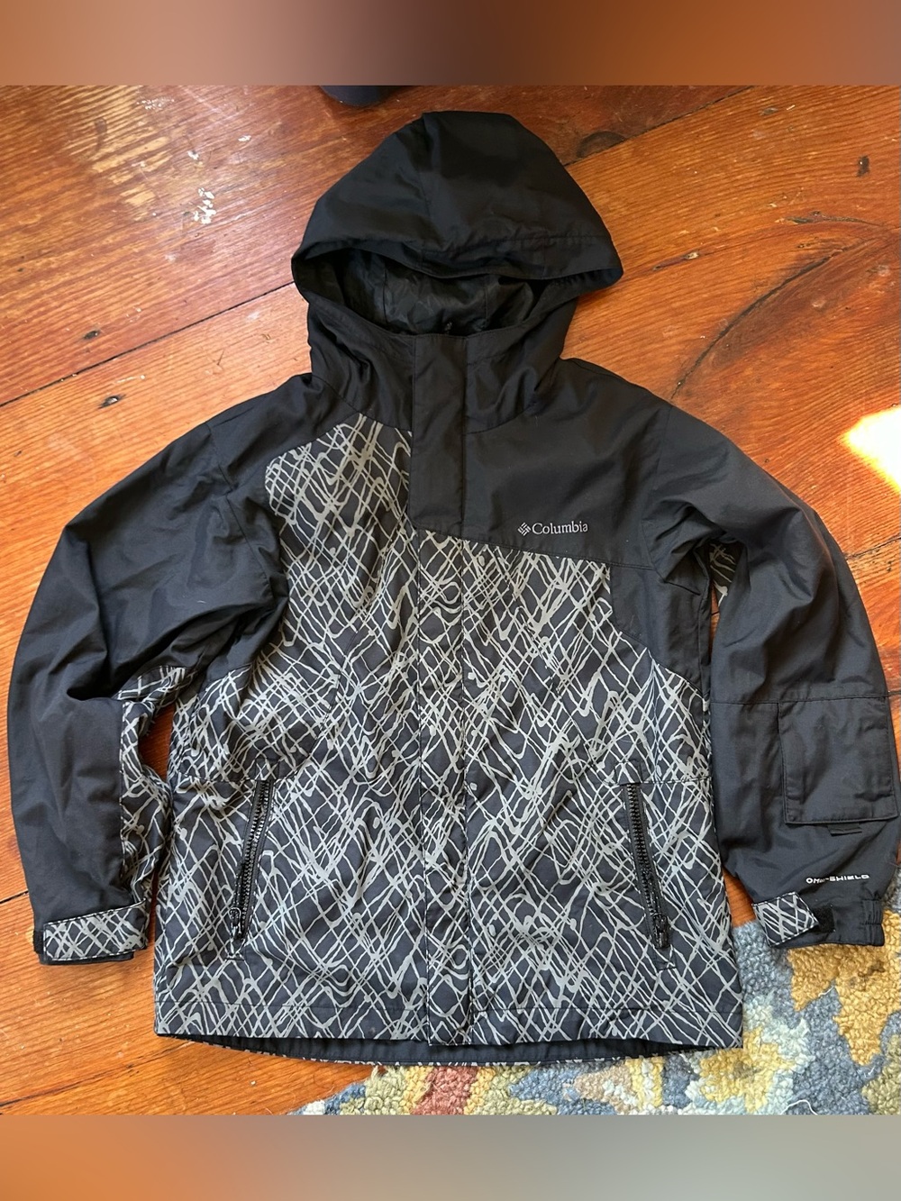 Columbia Black and Gray Graphic Hooded Rain Jacket
